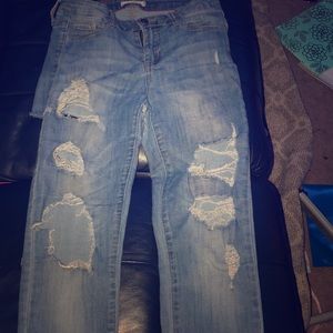 Destroyed jeans